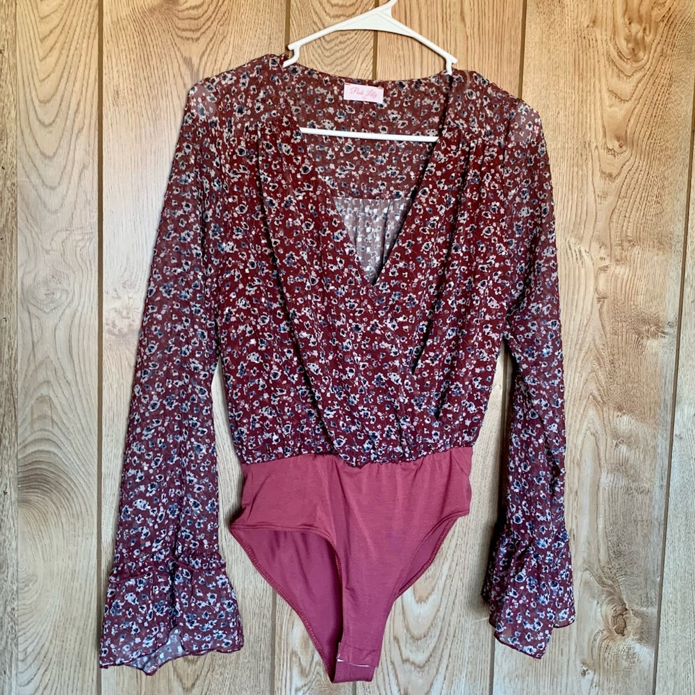 Floral bell sleeve bodysuit